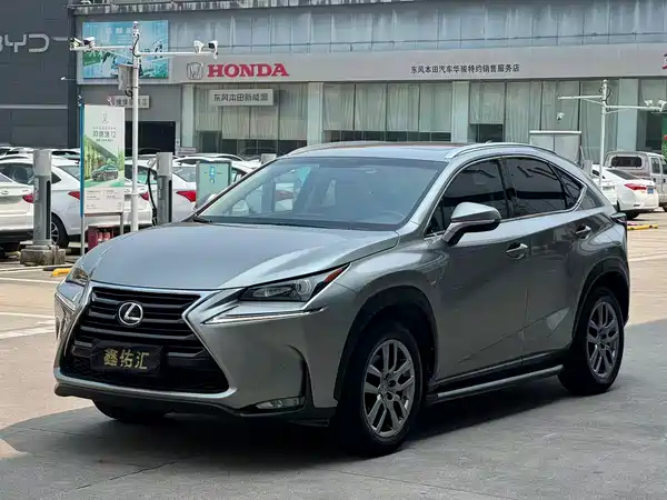 Lexus NX 2015