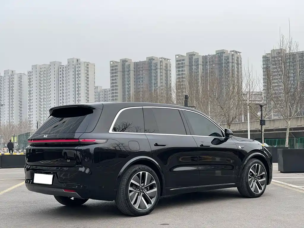 Li Auto Li L8 2024