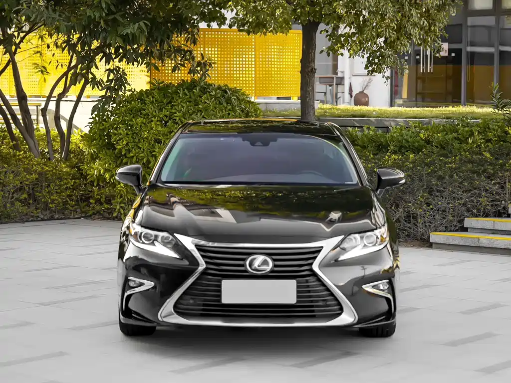 Lexus ES 2016 — фото 2