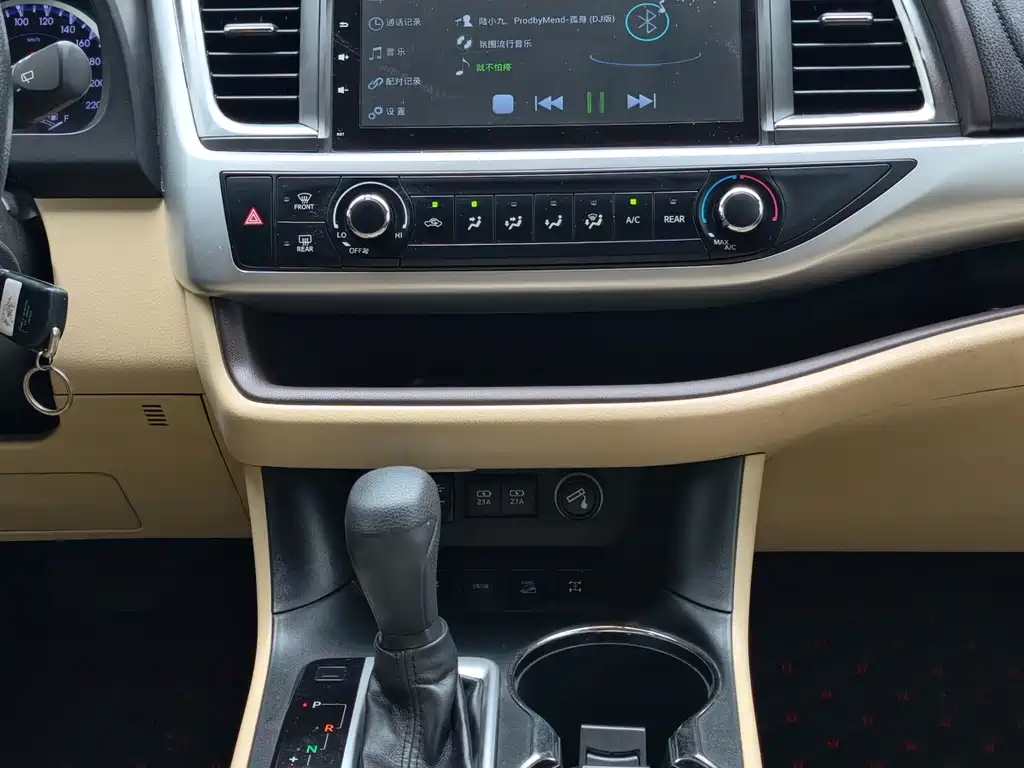 Toyota Highlander 2019 — фото 19