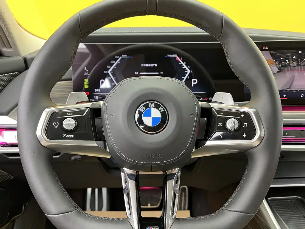 BMW 7 Series 2025 — фото 10