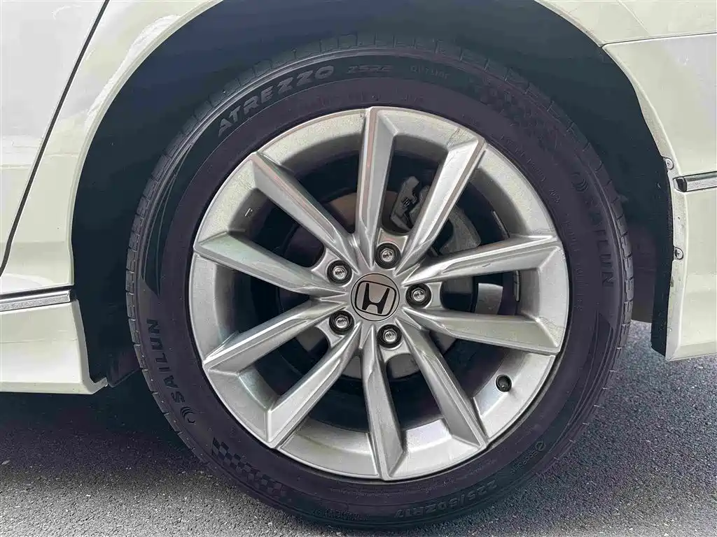 Honda Accord 2022 — фото 19