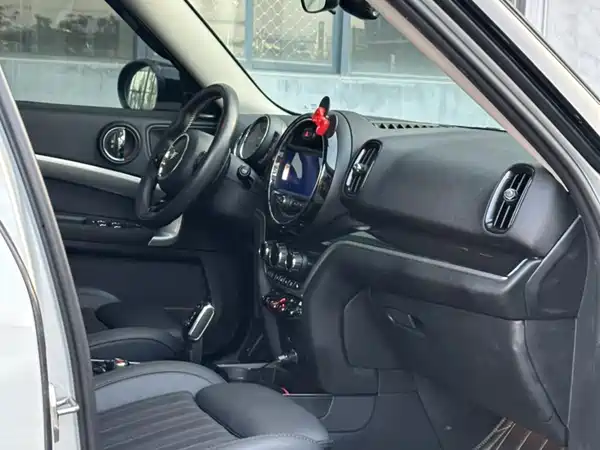 MINI Countryman 2020