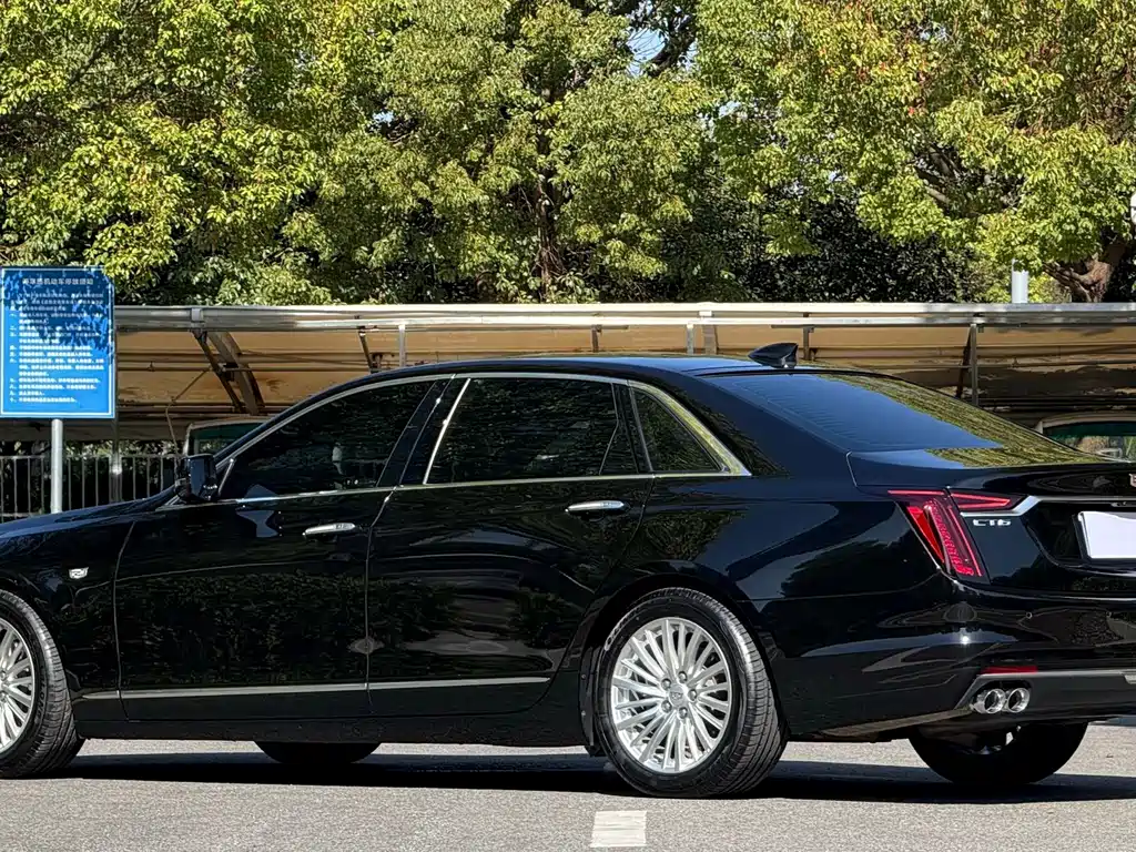Cadillac CT6 2022 — фото 4