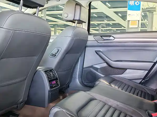 Volkswagen Magotan 2020
