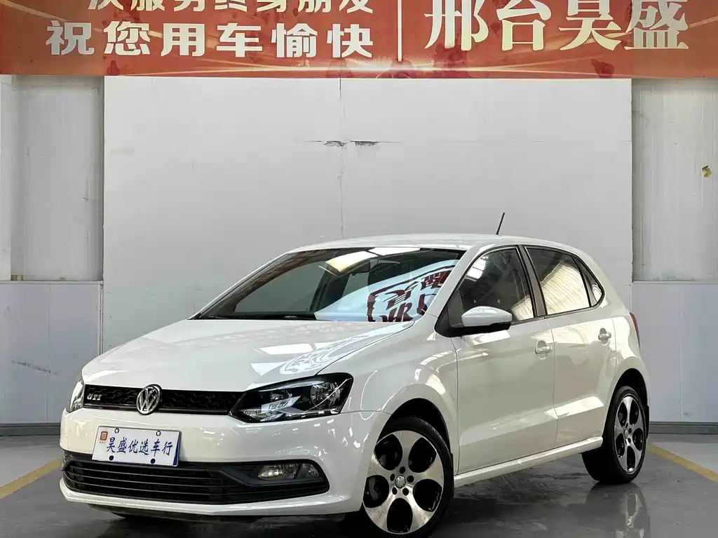 Volkswagen Polo 2015