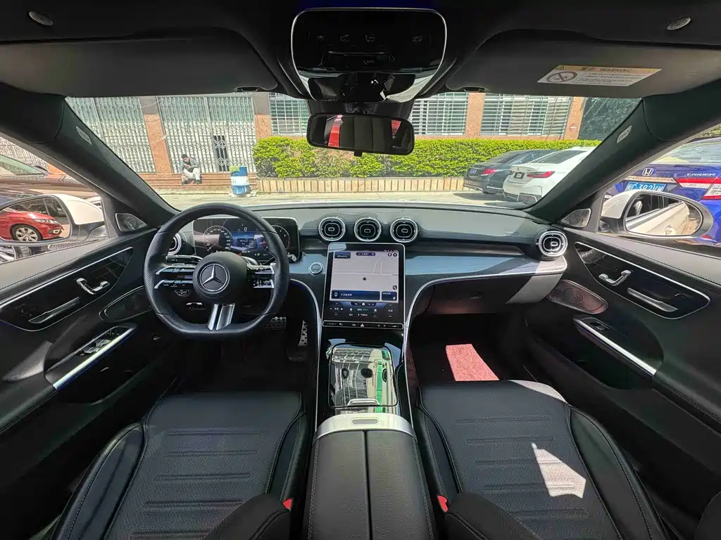 Mercedes-Benz C-Class 2022 — фото 12