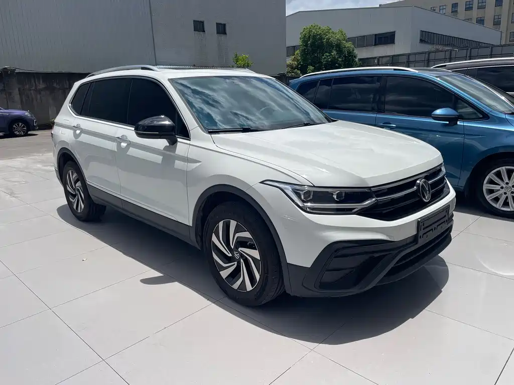 Volkswagen Tiguan L 2026