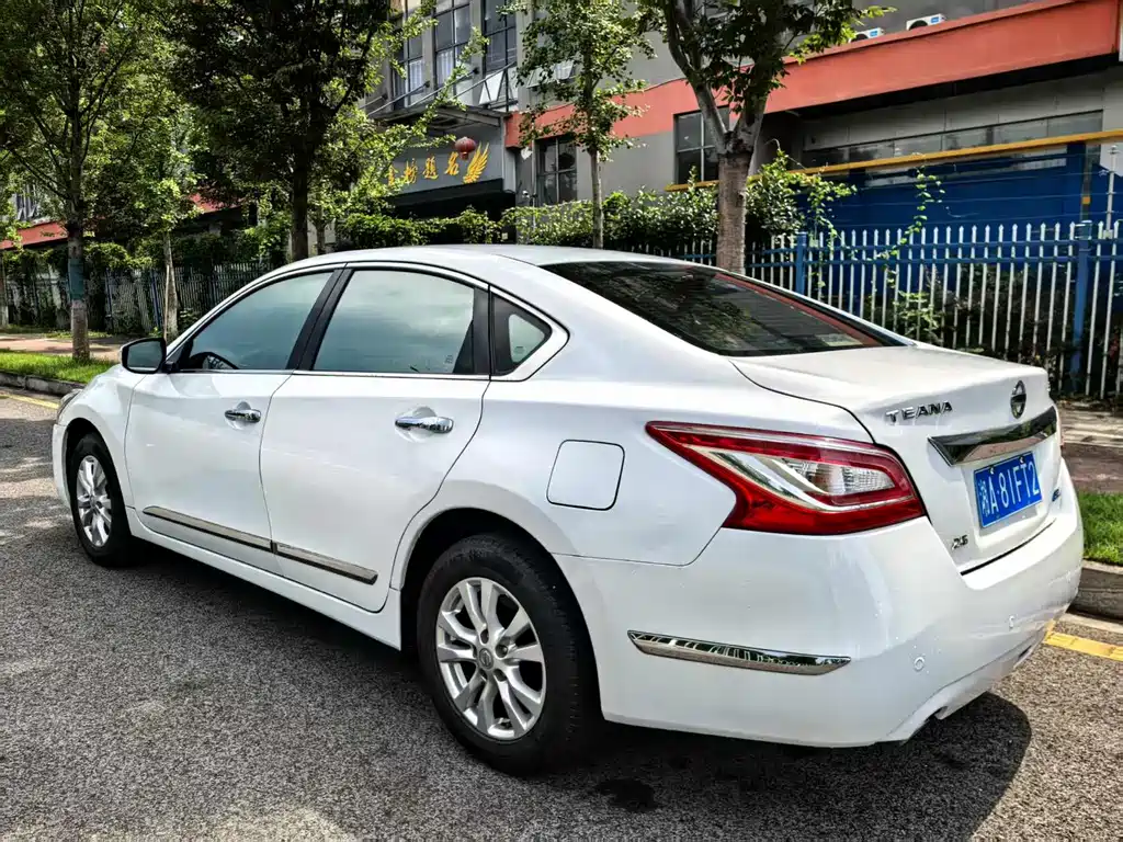 Nissan Teana 2015 — фото 3