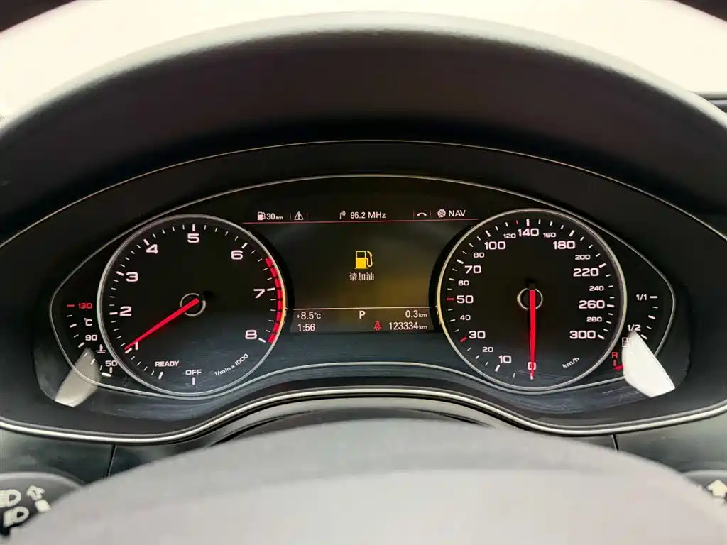 Audi A6L 2017 — фото 23