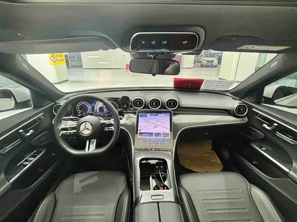 Mercedes-Benz C-Class 2023 — фото 9