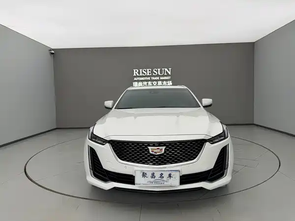 Cadillac CT5 2023