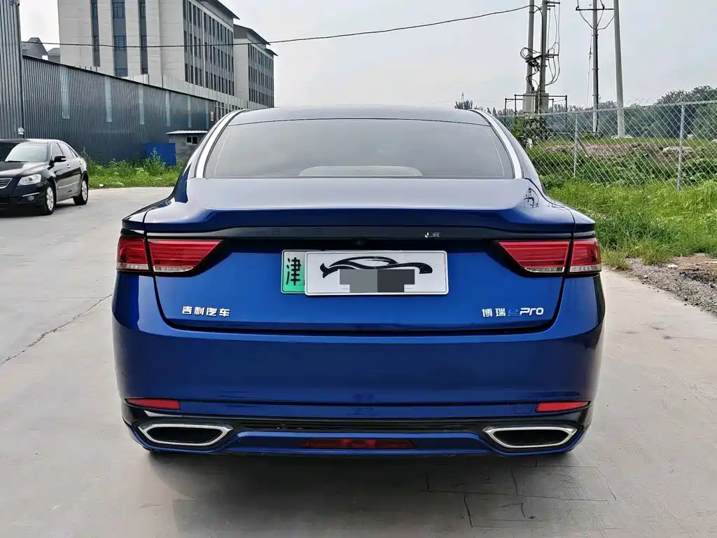 Geely Borui Hybrid 2021 — фото 5