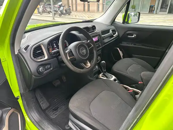 Jeep Freeman 2017