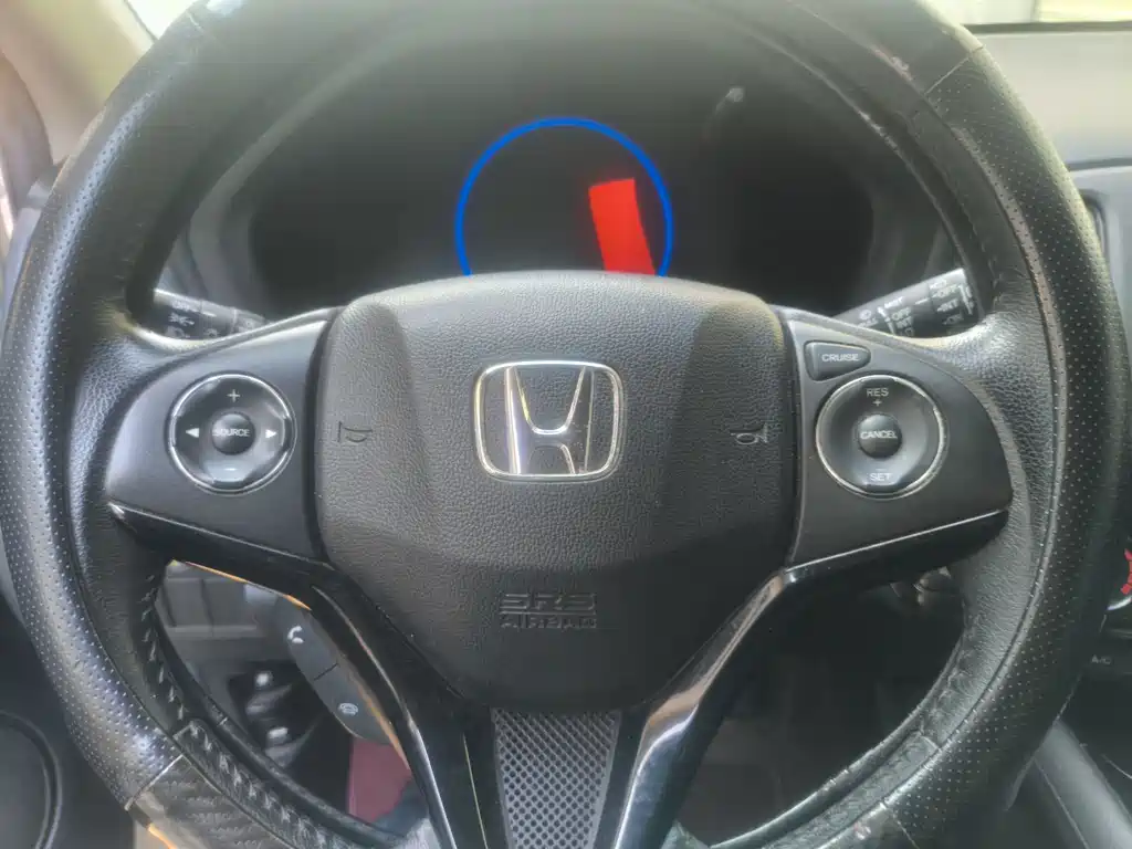 Honda Vezel 2018 — фото 10