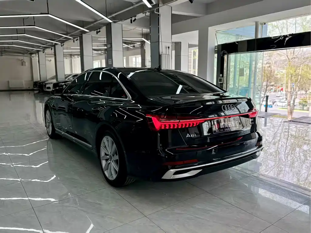 Audi A6L 2024 — фото 11