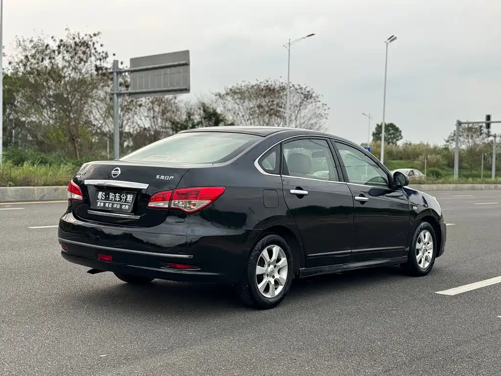 Nissan Sylphy 2013 — фото 15