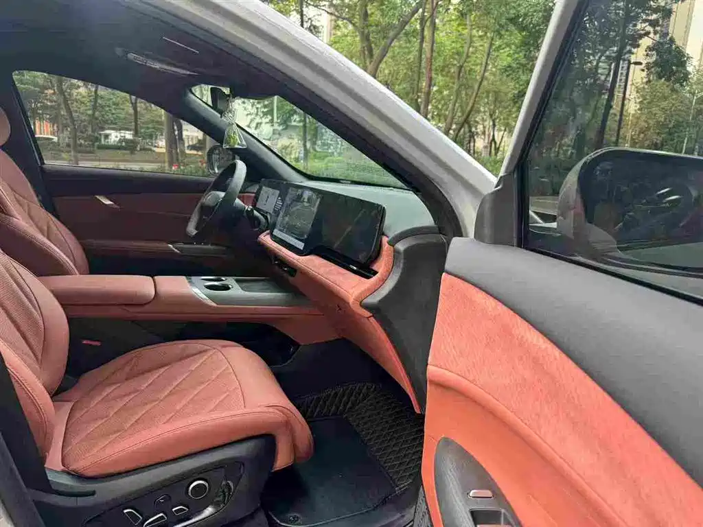 Changan CS75 PLUS 2025 — фото 8