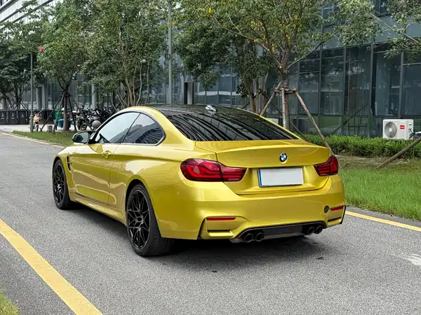 BMW M4 2019