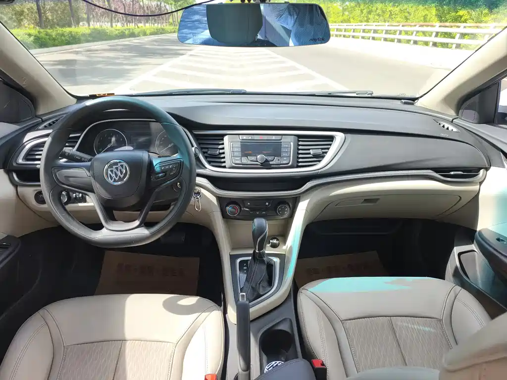 Buick Excelle 2016 — фото 10
