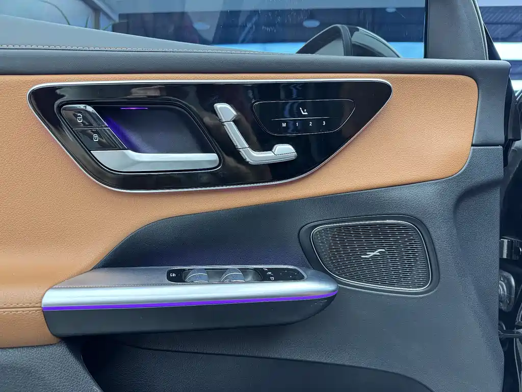 Mercedes-Benz GLC 2024
