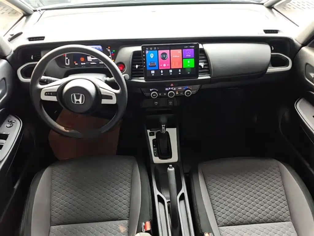 Honda Fit 2024 — фото 10
