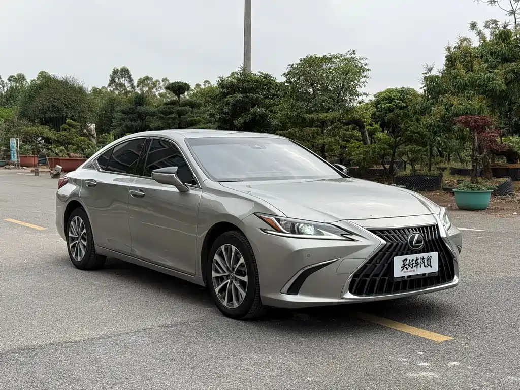 Lexus ES 2023 — фото 3