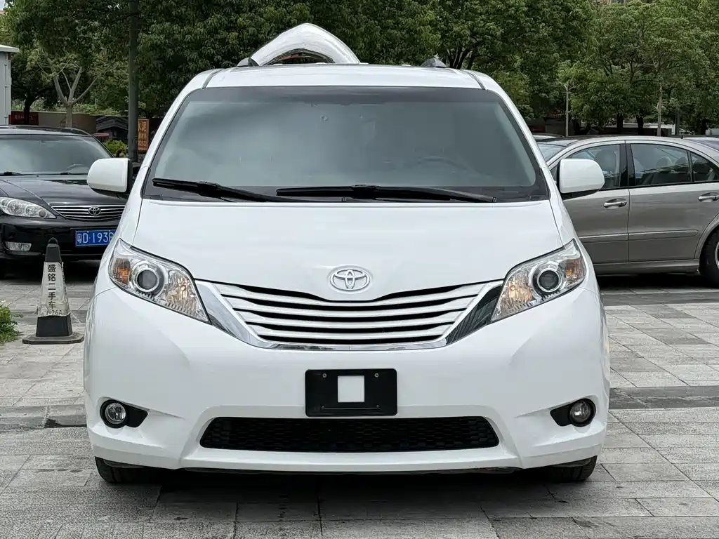 Toyota Sienna 2017