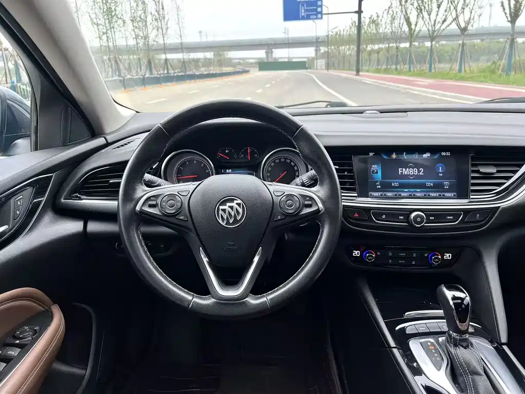 Buick Regal 2020 — фото 13