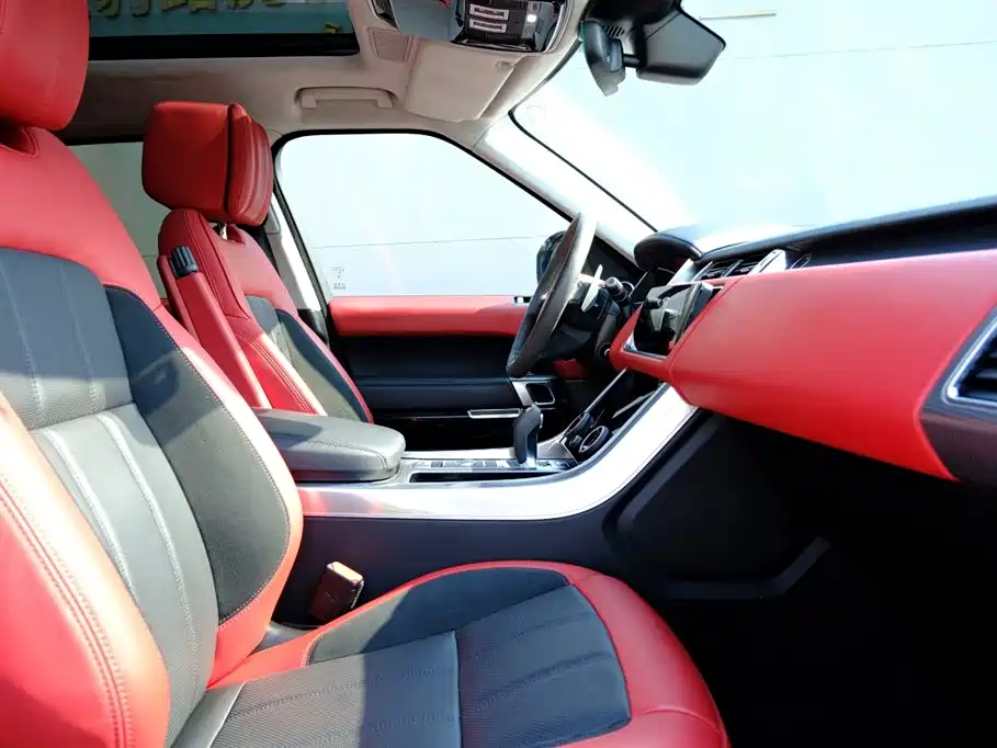 Land Rover Sport 2020 — фото 13