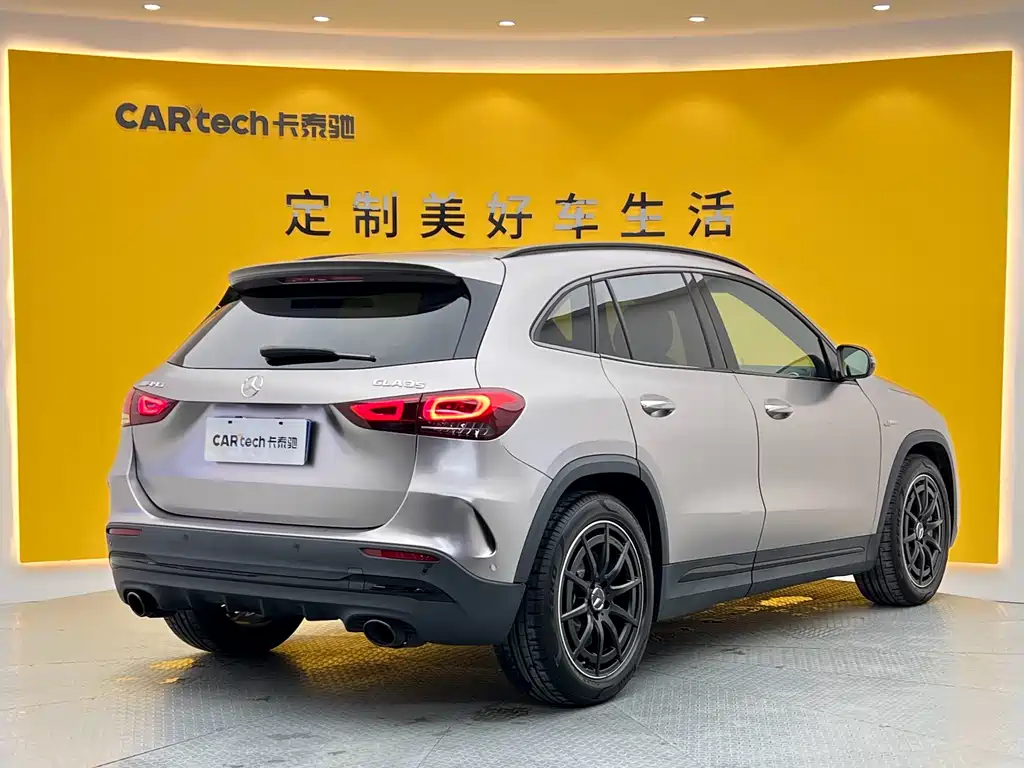 Mercedes-Benz GLA AMG 2023 — фото 34