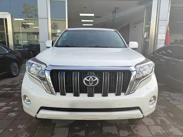 Toyota Prado 2016
