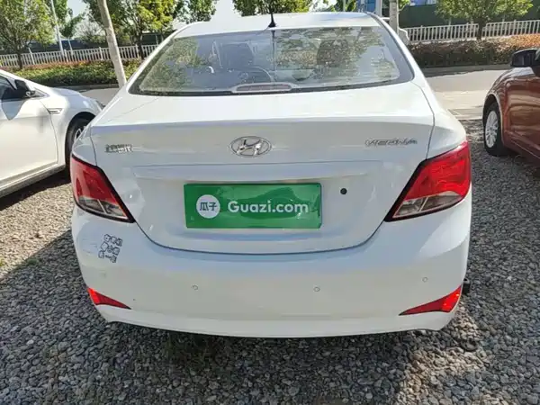 Hyundai Accent 2016