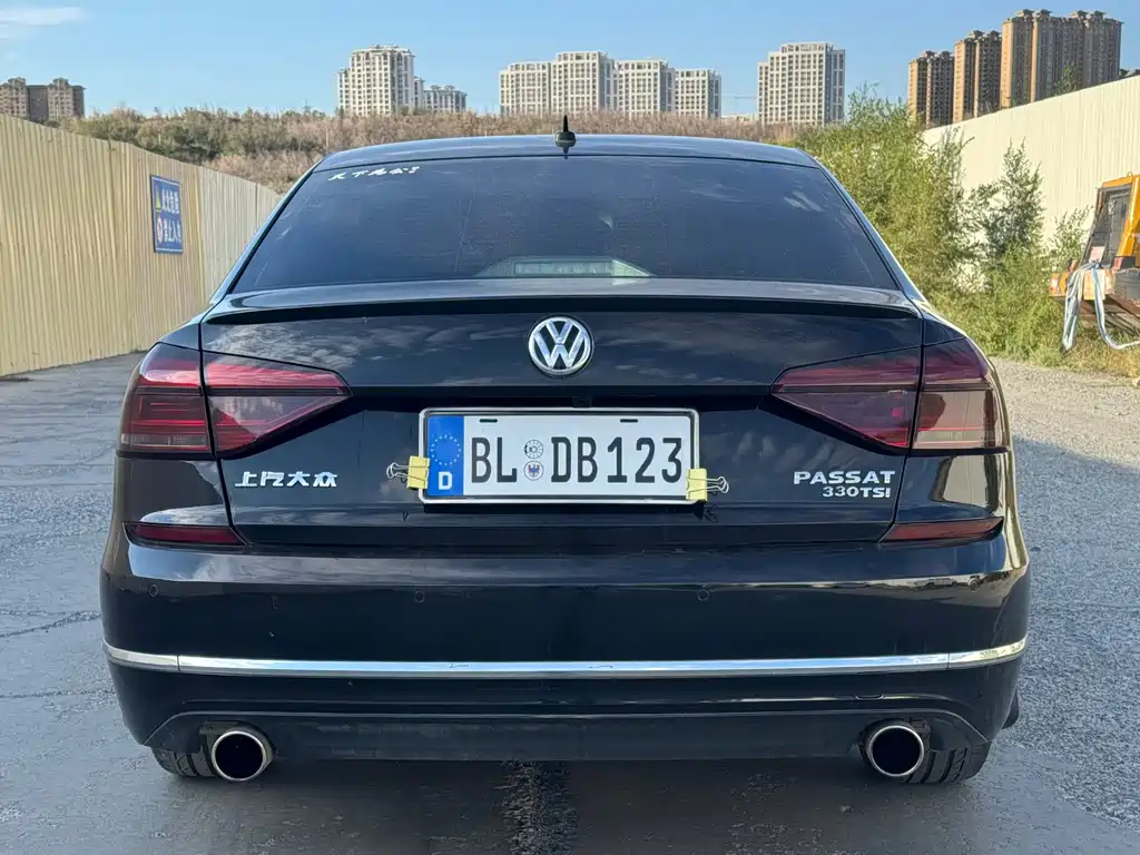 Volkswagen Passat 2018 — фото 8