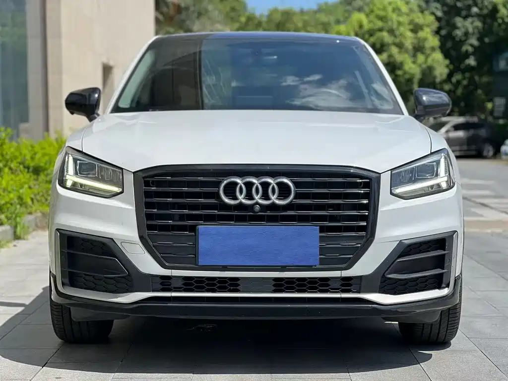 Audi Q2L 2020