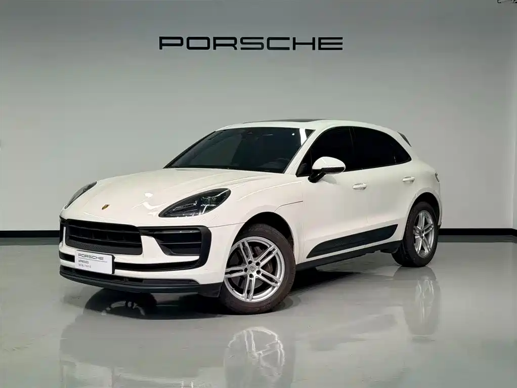 Porsche Macan 2024 — фото 1