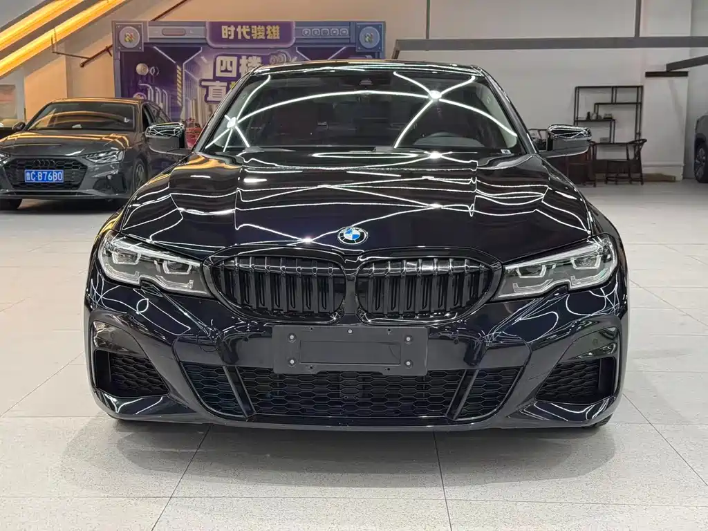 BMW 3 Series 2021