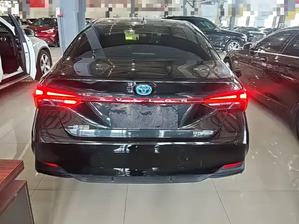 Toyota Avalon 2022