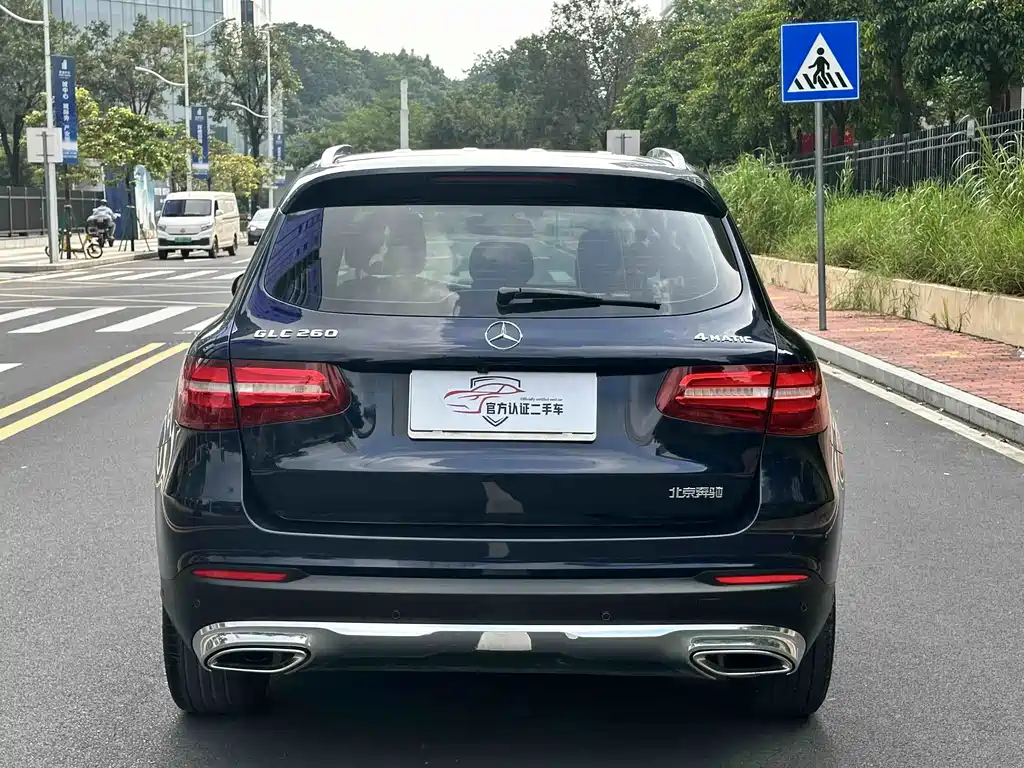 Mercedes-Benz GLC 2016 — фото 15