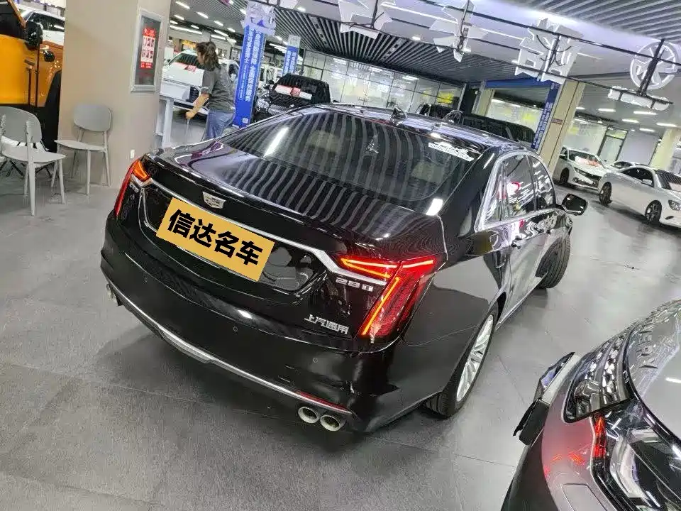 Cadillac CT6 2021 — фото 11