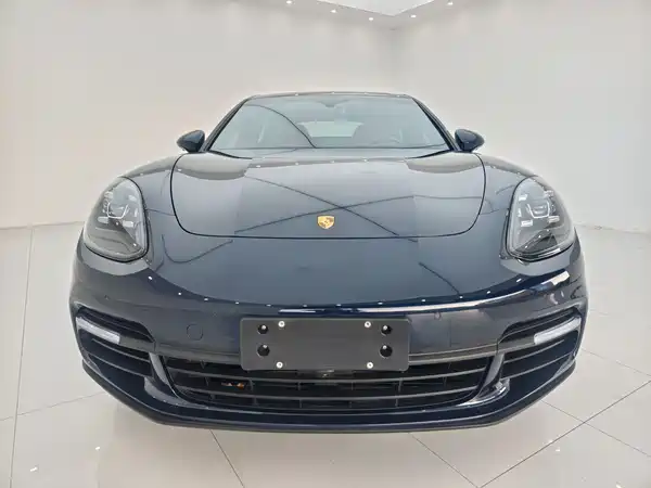 Porsche Panamera 2020