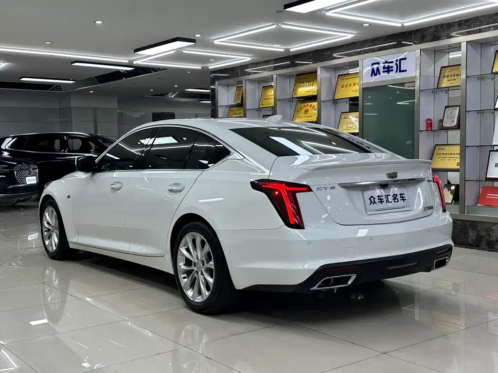 Cadillac CT5 2021 — фото 17