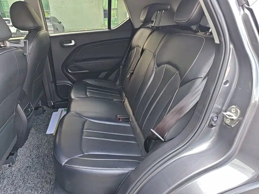 GAC Trumpchi GS3 2022 — фото 17