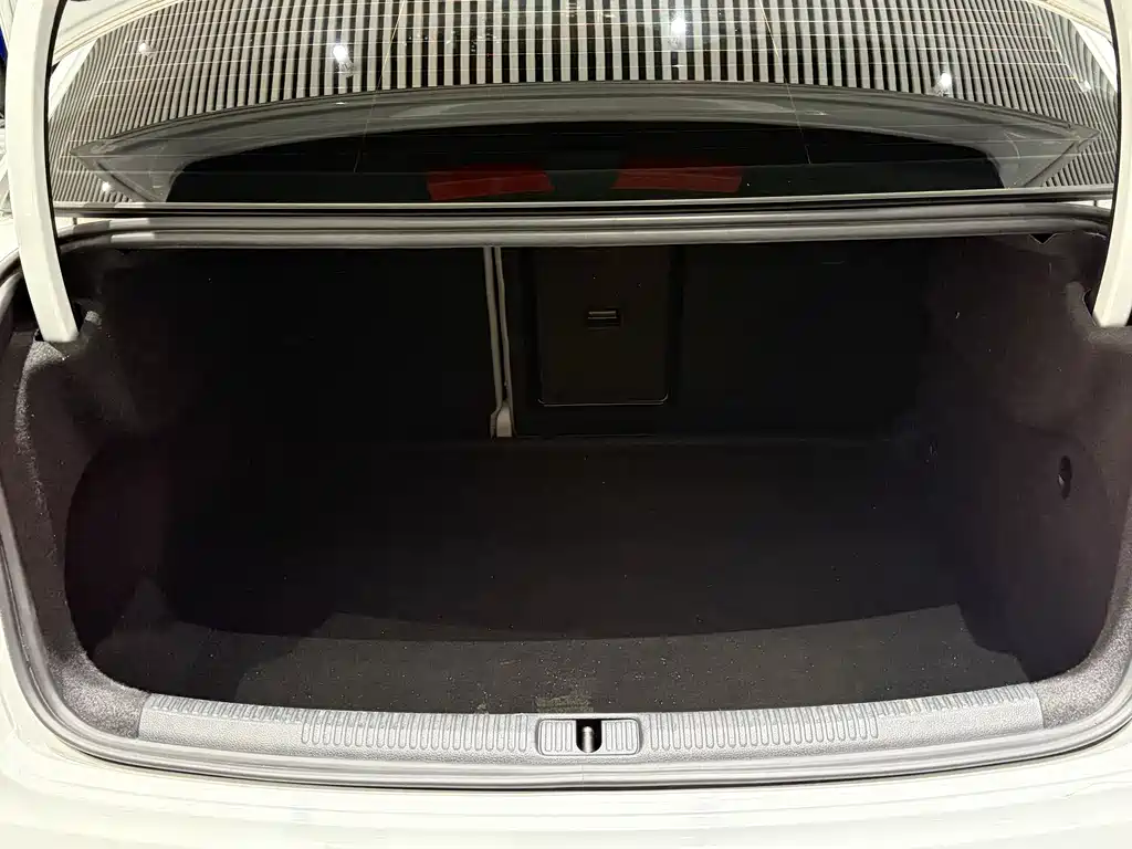 Audi A3 2021 — фото 17
