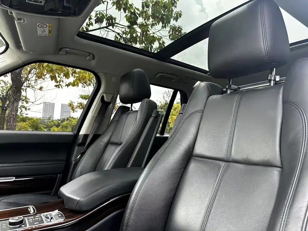 Land Rover Range Rover 2018 — фото 14