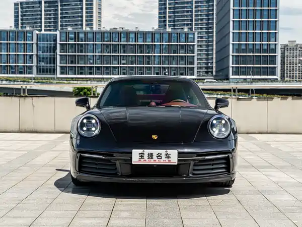 Porsche 911 2023
