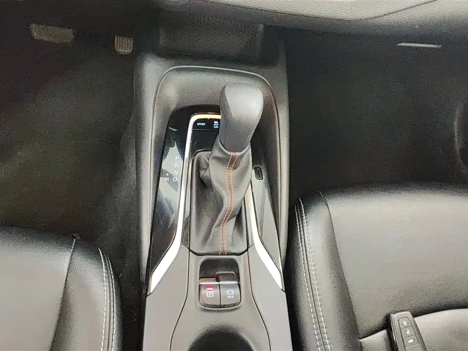 Toyota Corolla 2022 — фото 16