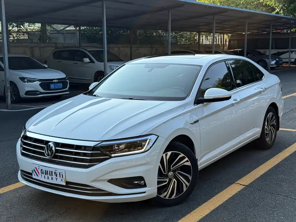 Volkswagen Sagitar 2021