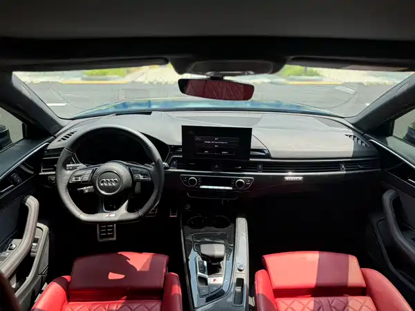 Audi S4 2025