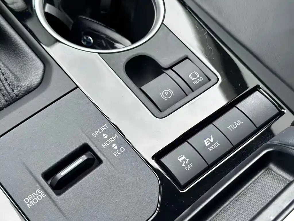 Toyota Highlander 2024 — фото 13
